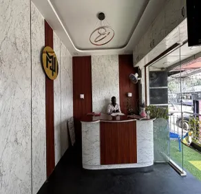 MJ Gust House - Hall