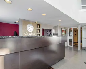 Comfort Inn Regina East - Lobby