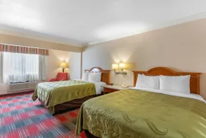 Quality Inn & Suites Oceanside Near Camp Pendleton - Chambre
