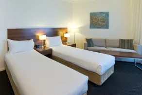 APX World Square - Room