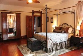 The Gage Mansion B&B - Zimmer