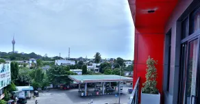 Earl's Red Colombo - Ausblick vom Zimmer