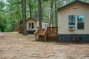 Gateway to Cape Cod Vacation Cottage 1 - Chambre