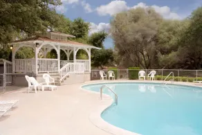 Lazy J Ranch Motel - Piscine