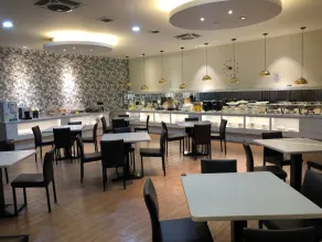 Surreal Motel - Restaurant