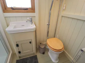 Spindle - Bathroom