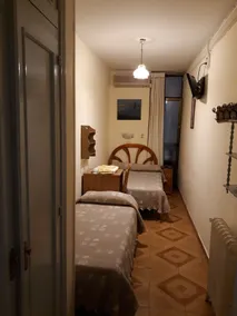 Hostal Fuentesol - Chambre