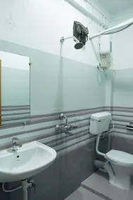 Ocean View - Bathroom