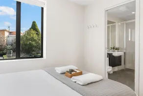 110 Hampden Apartments - Room
