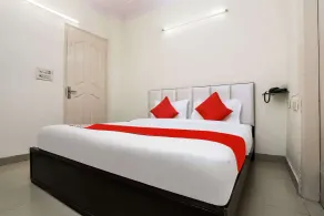 OYO 24436 Ramji 7 Grand - Quarto