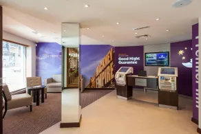 Premier Inn London Hackney - Reception
