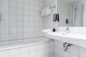 Scandic Aalborg City - Bathroom