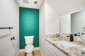 Spacious 5-bedroom villa in welcoming Burleson with WiFi, AC - Innvendig
