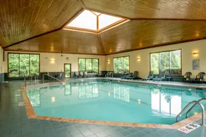 Spring Valley Inn - Pool
