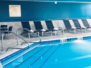 Hampton Inn Youngstown-North - Piscine
