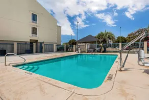 Comfort Suites Port Allen - Baton Rouge - Piscine