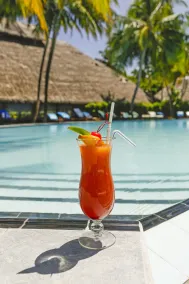 Medhufushi Island Resort - Pool