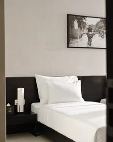 Triple E Hotel Metro Ben Thanh - Værelse