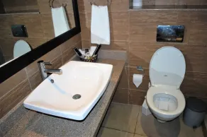 Cocoa Luxury Resort, Nyali - Bathroom