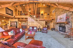 'serenity on the River' Luxe Lewisburg Cabin! - Interiør