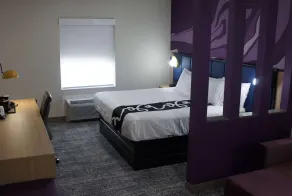 La Quinta Inn & Suites by Wyndham Memphis East - Værelse