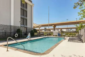 Comfort Inn Dallas North Love Field Airport - Piscine