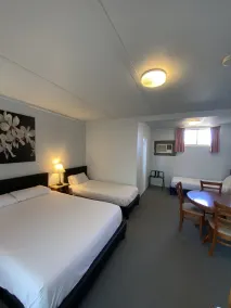 Acacia Rose Motor Inn - Zimmer