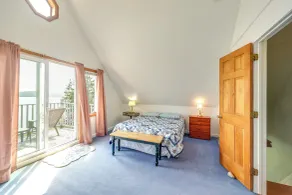 Shorefront House w/ Views, 14 Mi to Acadia NP - Interior
