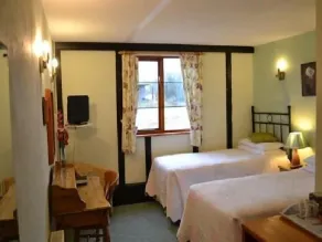 Six Bells - Room