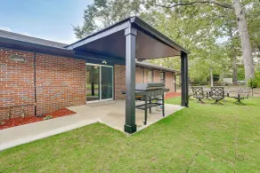 Group Getaway w/ Fenced Yard & Pool Table in Wrens - Interiör