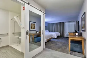 Hampton Inn Salina - Chambre