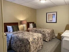 Kingston Hotel - Room