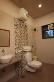 Hotel White Lotus at Ratanpur border - Salle de bain