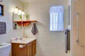 Gorgeous Green Valley Getaway w/ Community Pools! - Bad
