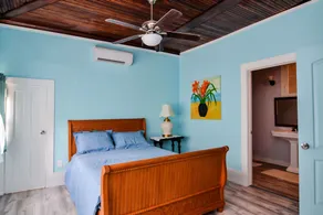 Blue Sky Manor - Room