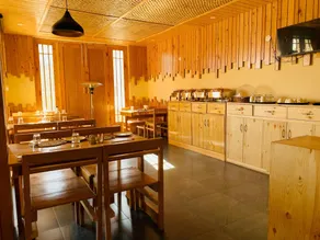 The Bulevar-Whispering Willow - Restaurant