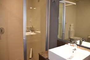 Hotel Sofia - Bathroom
