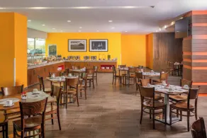 Courtyard by Marriott Guadalajara Andares - Restaurant