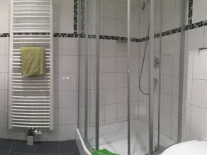 Messezimmer 4 u 2 - Bathroom