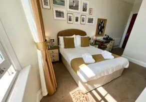 Riviera Lodge Hotel - Room