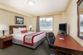 Ramada by Wyndham Hinton - Chambre