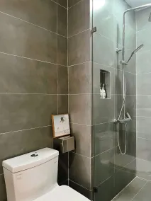 Triland Hotel - Bathroom