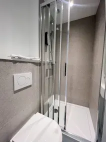 Kyriad ECO - Moulins Sud Yzeure - Badeværelse