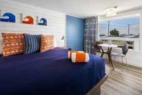 Breakwater Hotel - Chambre