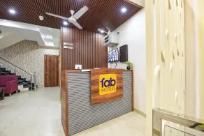 FabHotel Regal Palace Stay - Réception