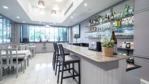Yellow Ribbon Hills Boutique Suites - Restaurant