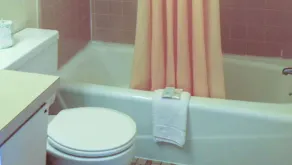 Rodeway Inn Manchester I-90 - Salle de bain