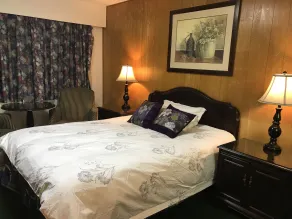 Inntowne Motel - Chambre
