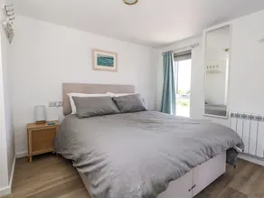 The Cabin - Room