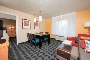 TownePlace Suites by Marriott Kalamazoo - Chambre